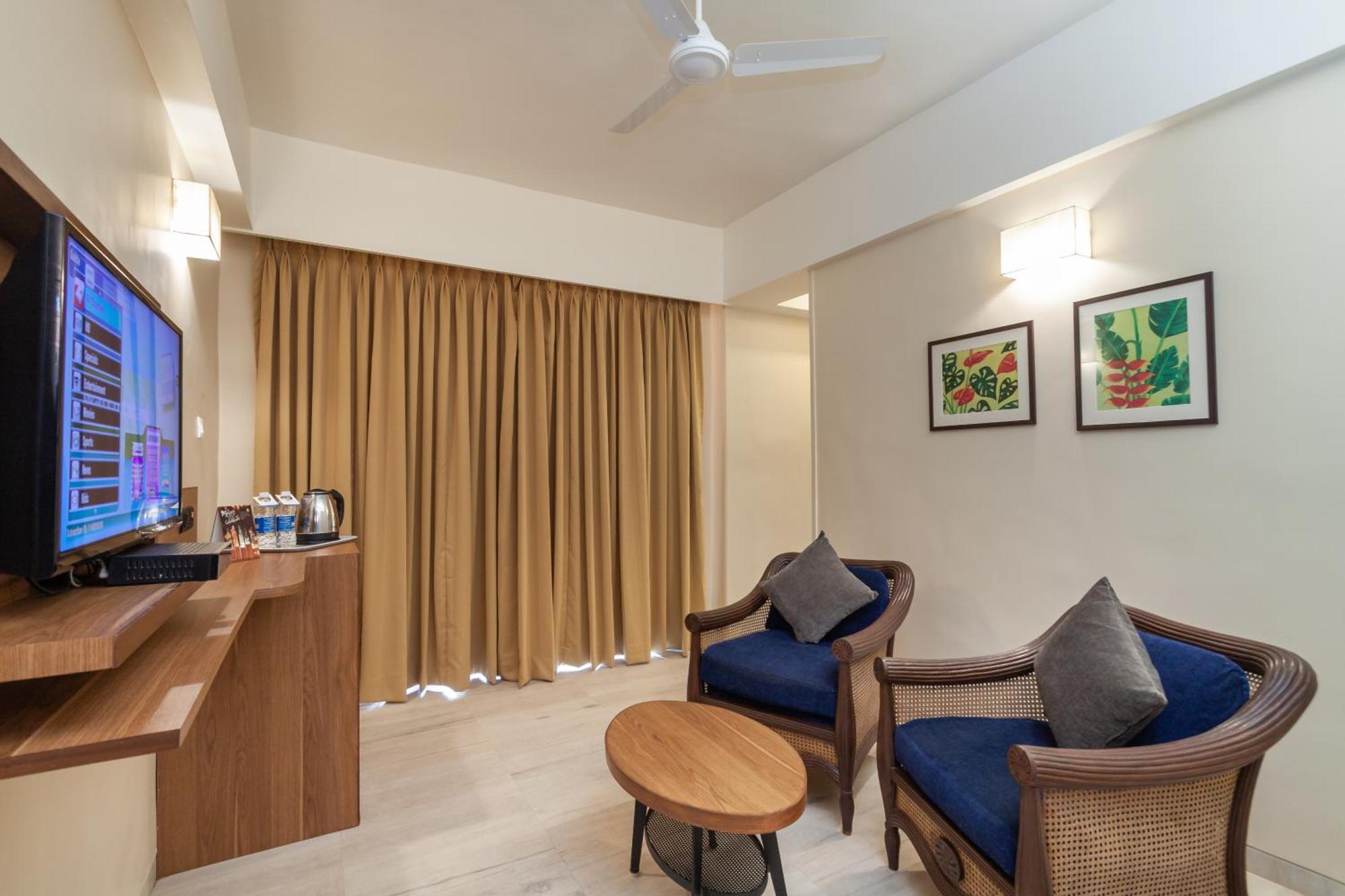 Somy Plaza Calangute Goa - Formerly Somy Resort Экстерьер фото